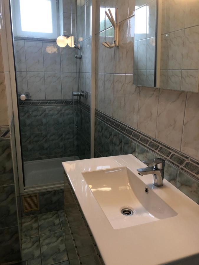 Pacsirta Apartman Lenti Ngoại thất bức ảnh
