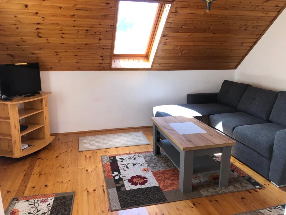 Pacsirta Apartman Lenti Ngoại thất bức ảnh