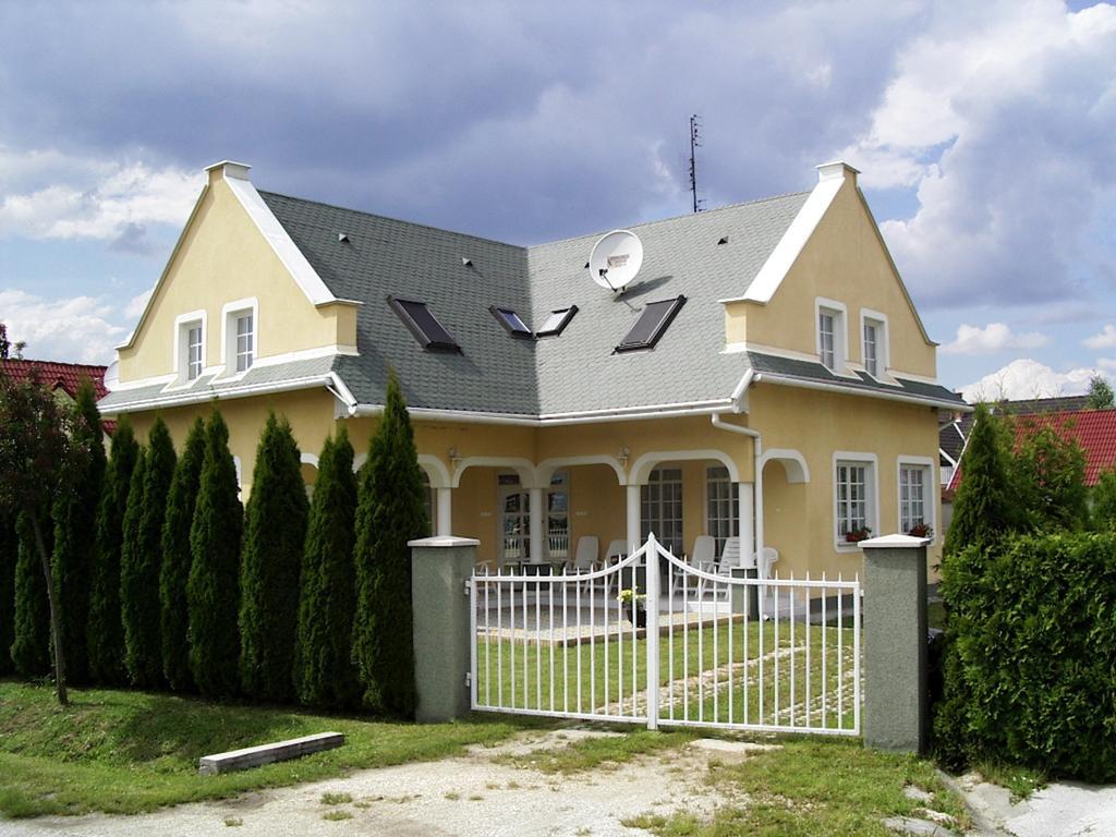 Pacsirta Apartman Lenti Phòng bức ảnh